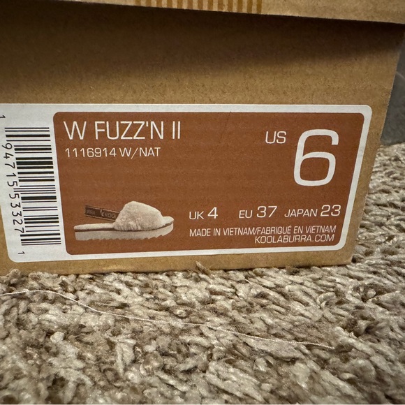 Koolaburra Women's Tan Fuzzy Slippers - Picture 5 of 7